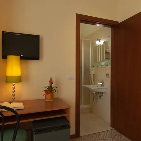 Mio Hotel 3*