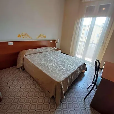 Hotel Mio 3*